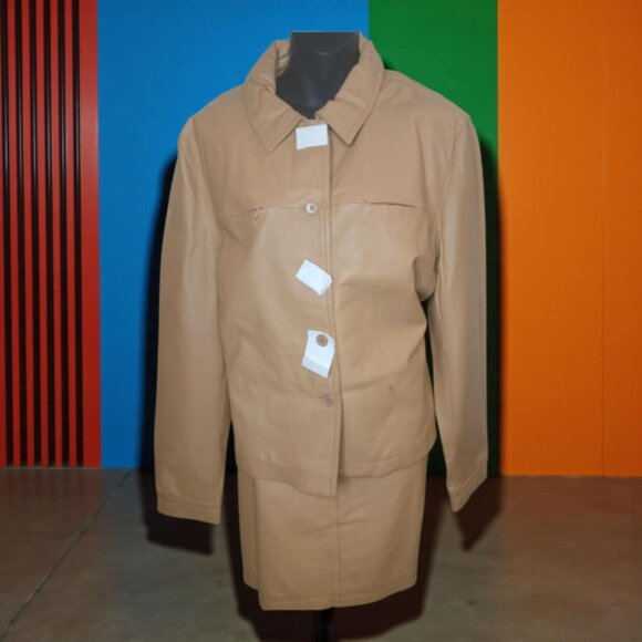 Newport News Genuine Leather Tan/Caramel Skirt Suit SZ Lg/XL 12/14 - Picture 1 of 3